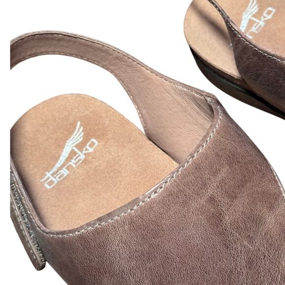 Dansko Reece Sandal EU42 Mushroom LIKE NEW No signs of wear - Picture 3 of 8